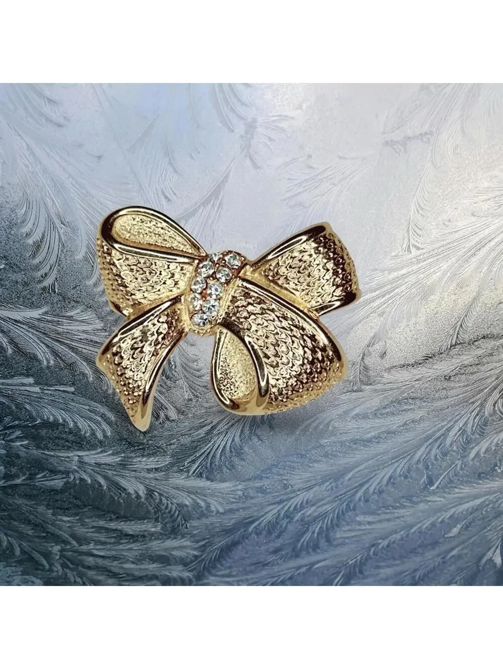 181. Vintage Goldtone Bow Brooch with Crystal Accents